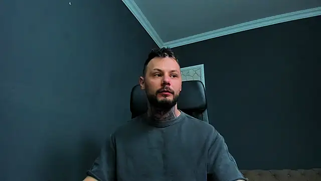 Snapshot of BrianHunts chatting on April 2, 2026, 4:41 am BrianHunts online show from April 2, 2026, 4:41 am