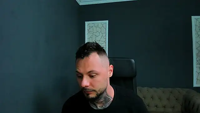 Snapshot of BrianHunts chatting on April 9, 2026, 6:19 am BrianHunts online show from April 9, 2026, 6:19 am