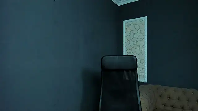 Snapshot of BrianHunts chatting on April 4, 2026, 4:30 am BrianHunts online show from April 4, 2026, 4:30 am