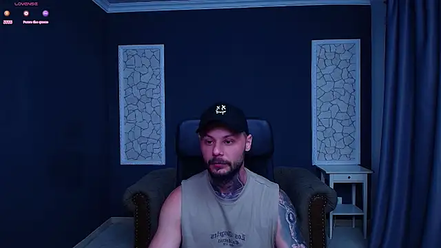 Snapshot of BrianHunts chatting on September 12, 2025, 4:34 am BrianHunts online show from September 12, 2025, 4:34 am