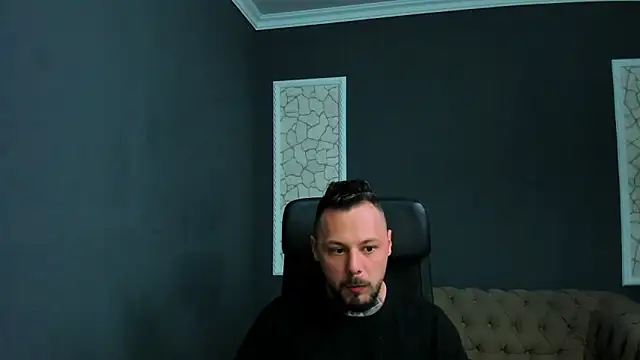 Snapshot of BrianHunts chatting on April 10, 2026, 4:41 am BrianHunts online show from April 10, 2026, 4:41 am