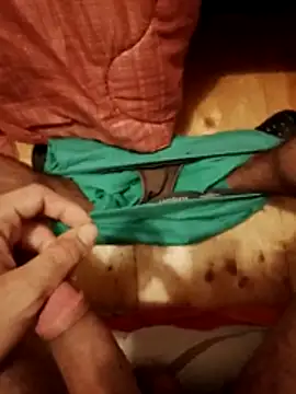 Snapshot of jon763 chatting on October 18, 2025, 5:59 pm jon763 online show from October 18, 2025, 5:59 pm