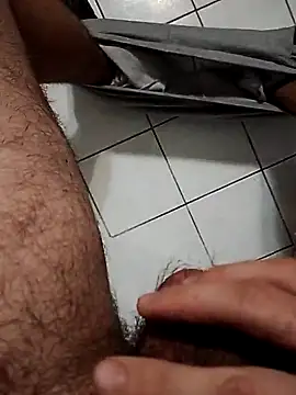 Snapshot of jon763 chatting on October 25, 2025, 5:13 pm jon763 online show from October 25, 2025, 5:13 pm