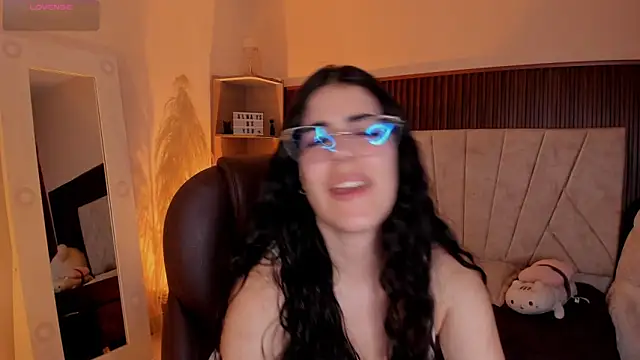 Snapshot of _Niah_ chatting on April 2, 2026, 9:10 pm Niah online show from April 2, 2026, 9:10 pm