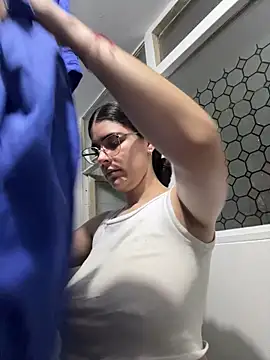 Snapshot of _Niah_ chatting on March 16, 2026, 5:44 am Niah online show from March 16, 2026, 5:44 am