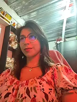 kateeen18 online show from December 18, 2025, 3:11 am