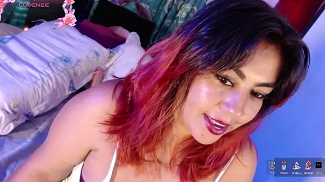 gatuwildhott online show from December 18, 2025, 7:18 pm