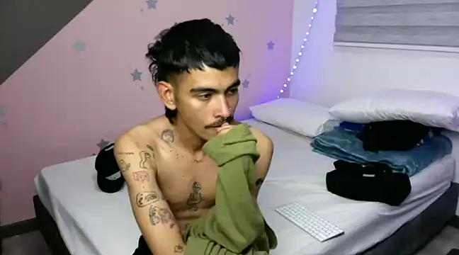 sorry-mom69 online show from January 24, 2025, 11:02 pm