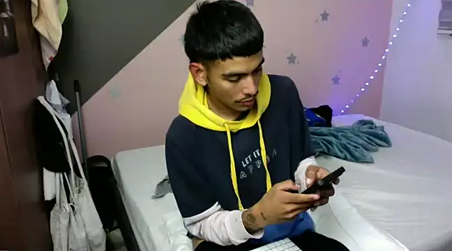 sorry-mom69 online show from January 26, 2025, 1:09 am