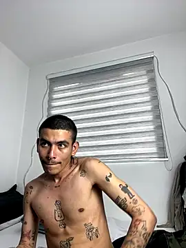 sorry-mom69 online show from October 17, 2025, 6:53 pm