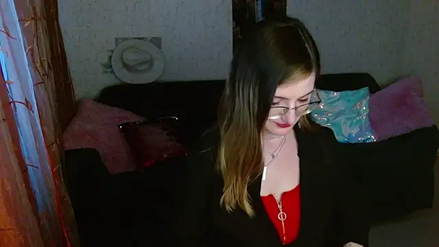 Arielsssplash online show from May 12, 2026, 5:41 pm