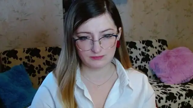 Snapshot of Arielsssplash chatting on October 16, 2025, 6:54 am Arielsssplash online show from October 16, 2025, 6:54 am