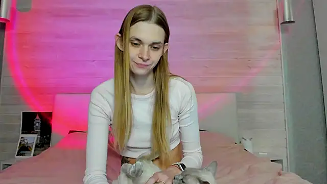 molly hunt  online show from February 2, 2026, 5:56 pm