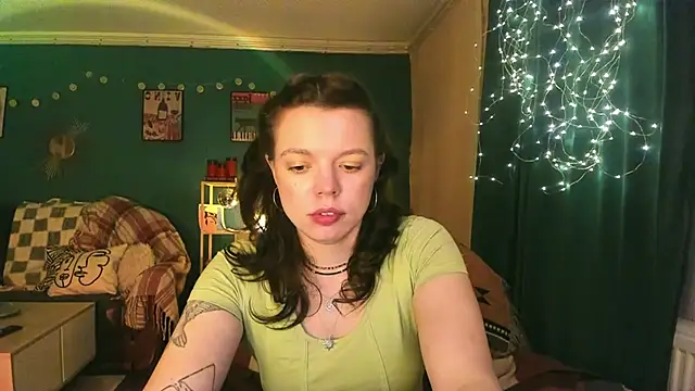 Snapshot of ClancyMorissey chatting on April 6, 2026, 5:14 pm ClancyMorissey online show from April 6, 2026, 5:14 pm