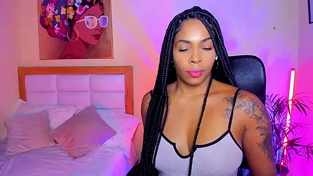 AitanaBrown  online show from January 12, 2026, 9:20 pm