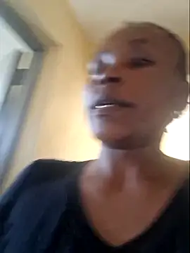 Snapshot of Samia_Queen chatting on December 12, 2024, 8:57 am Samia Queen online show from December 12, 2024, 8:57 am