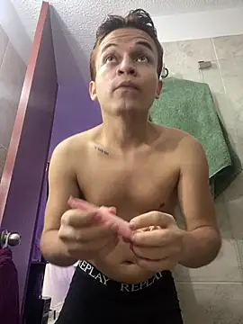 Leon Wild online show from March 27, 2026, 10:22 pm