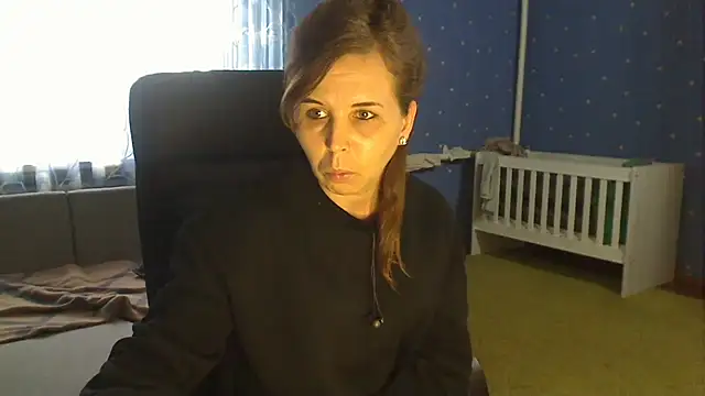 loveis007 online show from February 13, 2026, 1:22 pm