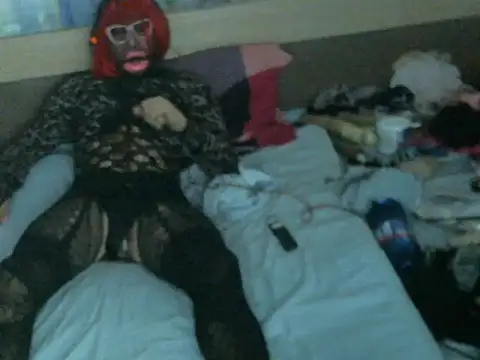 Kinkyslut07 online show from November 28, 2025, 11:21 am