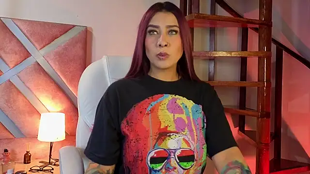  kelly hous36 online show from December 4, 2025, 11:31 am