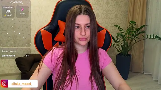 Snapshot of Elishka_ chatting on November 21, 2025, 7:57 pm Elishka online show from November 21, 2025, 7:57 pm