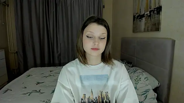 SoniNesti online show from October 6, 2025, 3:02 pm