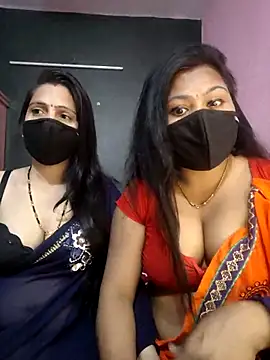 Snapshot of cutee__crazy chatting on February 27, 2026, 2:28 pm cutee crazy online show from February 27, 2026, 2:28 pm