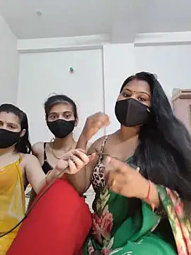cutee  crazy online show from May 28, 2026, 1:50 pm