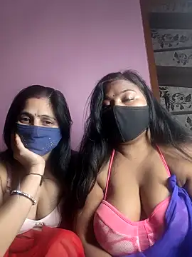 cutee  crazy online show from December 5, 2025, 5:22 pm