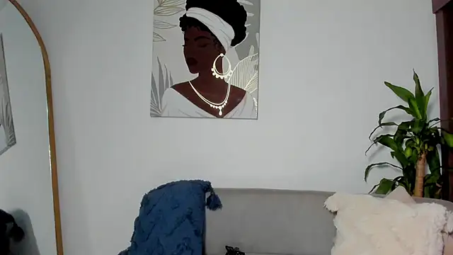 Snapshot of sweet_mia23 chatting on March 22, 2026, 7:10 am sweet mia23 online show from March 22, 2026, 7:10 am