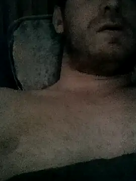 Snapshot of rippedbritish chatting on November 8, 2025, 11:25 am rippedbritish online show from November 8, 2025, 11:25 am