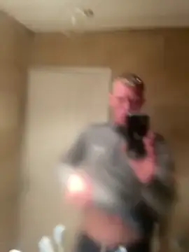 Snapshot of rippedbritish chatting on September 20, 2025, 6:35 pm rippedbritish online show from September 20, 2025, 6:35 pm