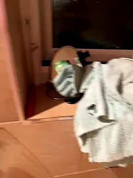 Snapshot of rippedbritish chatting on September 30, 2025, 6:25 pm rippedbritish online show from September 30, 2025, 6:25 pm