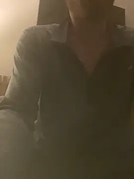 Snapshot of rippedbritish chatting on October 18, 2025, 4:14 am rippedbritish online show from October 18, 2025, 4:14 am