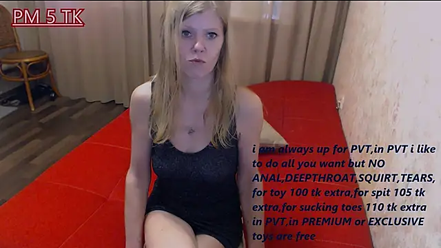 Snapshot of PublicSecret chatting on March 18, 2025, 6:39 am PublicSecret online show from March 18, 2025, 6:39 am