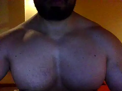 marcus002001 online show from April 22, 2026, 3:02 am