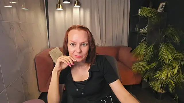 Snapshot of NikaGentle chatting on July 13, 2026, 5:40 am NikaGentle online show from July 13, 2026, 5:40 am