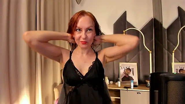 Snapshot of NikaGentle chatting on July 5, 2026, 5:47 am NikaGentle online show from July 5, 2026, 5:47 am