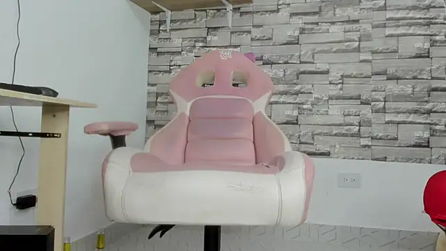 Snapshot of hot-timefun chatting on January 22, 2025, 8:49 pm hot-timefun online show from January 22, 2025, 8:49 pm