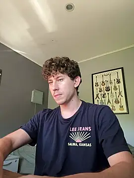 Snapshot of saint_not chatting on February 17, 2026, 7:00 pm saint not online show from February 17, 2026, 7:00 pm