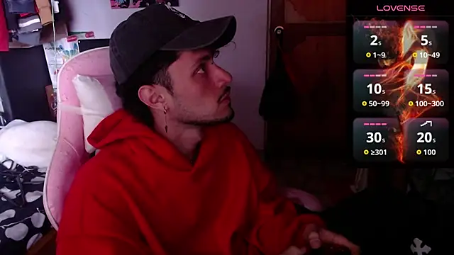 Snapshot of Apolo_S chatting on February 24, 2026, 5:58 pm Apolo S online show from February 24, 2026, 5:58 pm