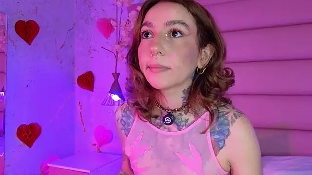 Snapshot of Evangelyne_1 chatting on April 8, 2026, 3:35 pm Evangelyne 1 online show from April 8, 2026, 3:35 pm