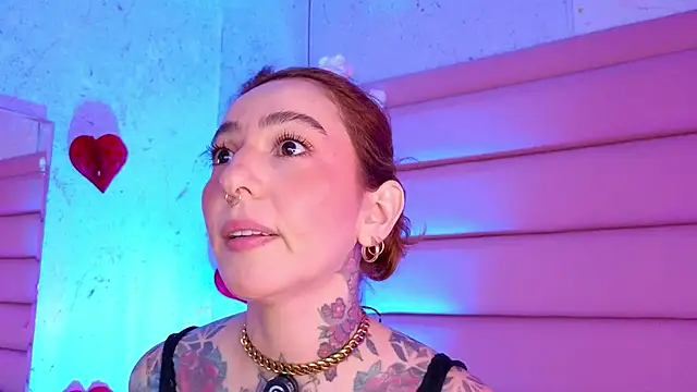 Snapshot of Evangelyne_1 chatting on April 2, 2026, 3:41 pm Evangelyne 1 online show from April 2, 2026, 3:41 pm