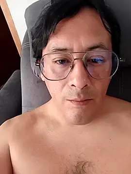 Yimicito online show from March 10, 2026, 9:52 pm