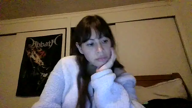 Snapshot of petitedoll29 chatting on December 17, 2024, 1:39 am petitedoll29 online show from December 17, 2024, 1:39 am