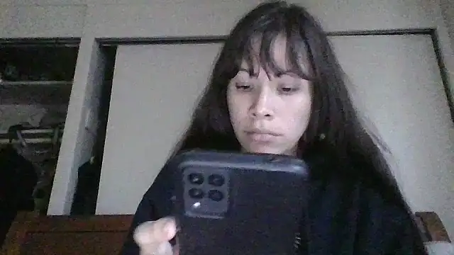 Snapshot of petitedoll29 chatting on December 18, 2024, 11:51 pm petitedoll29 online show from December 18, 2024, 11:51 pm