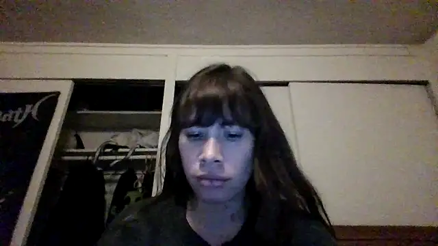 Snapshot of petitedoll29 chatting on December 25, 2024, 4:33 am petitedoll29 online show from December 25, 2024, 4:33 am