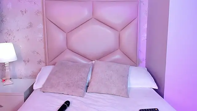 ambar sullivan online show from November 2, 2025, 11:37 am