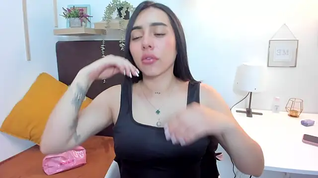 Snapshot of isabella_jade chatting on March 22, 2025, 5:20 pm isabella jade online show from March 22, 2025, 5:20 pm
