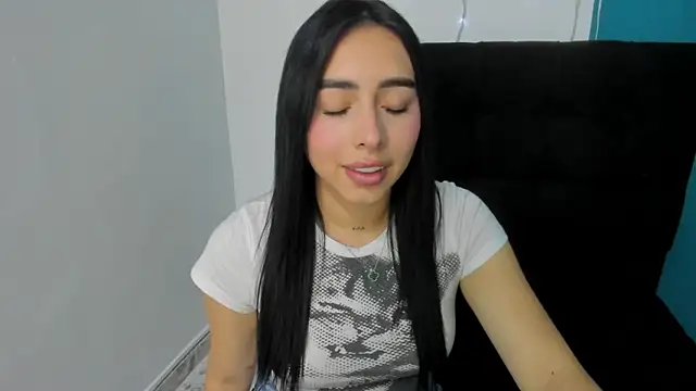 Snapshot of isabella_jade chatting on March 8, 2025, 6:58 pm isabella jade online show from March 8, 2025, 6:58 pm